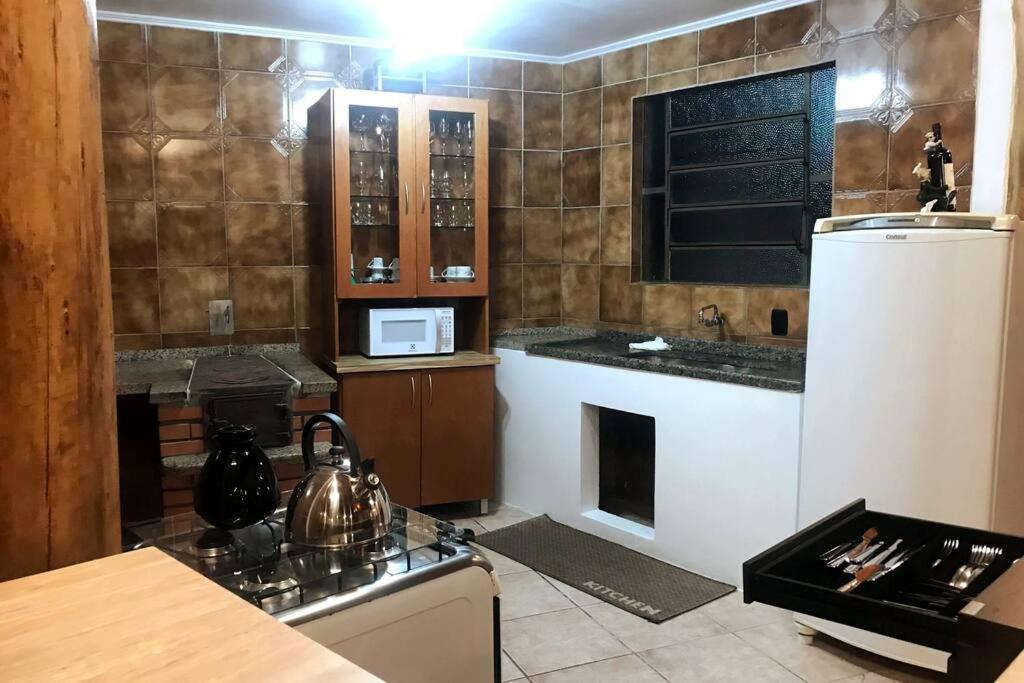 הוילה Bento Gonçalves Galpao Rustico No Vale Dos Vinhedos מראה חיצוני תמונה